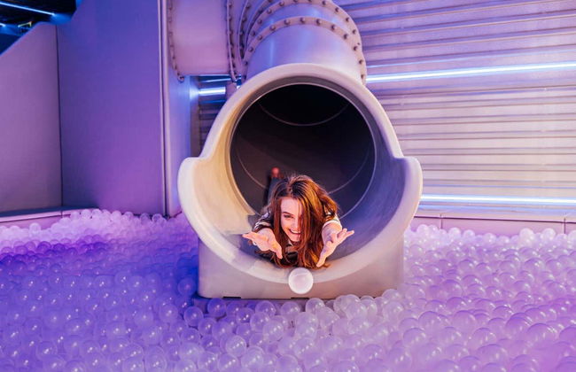 IKONO Budapest Tickets - Photo 2