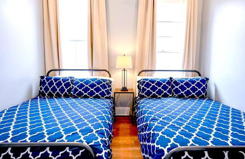 Governors Apartment - 2 bedroom - Steps to FQ - Photo 11