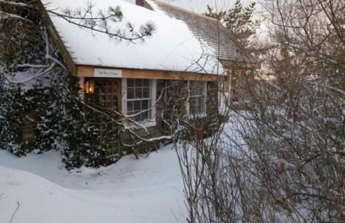 Charming Cottage Rental on a Private Beach in Cape Cod, Massachusetts - Foto 19