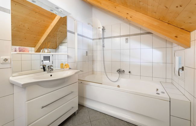 Chalet in Hohentauern Near Ski Lift - Photo 23