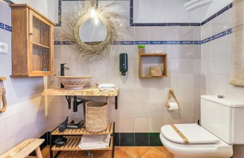 La IBICENCA & JACUZZI by XimoApartments - Photo 29