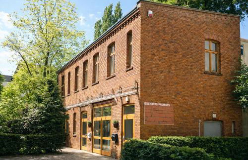 Artist LOFT in backyard shed - Foto 1