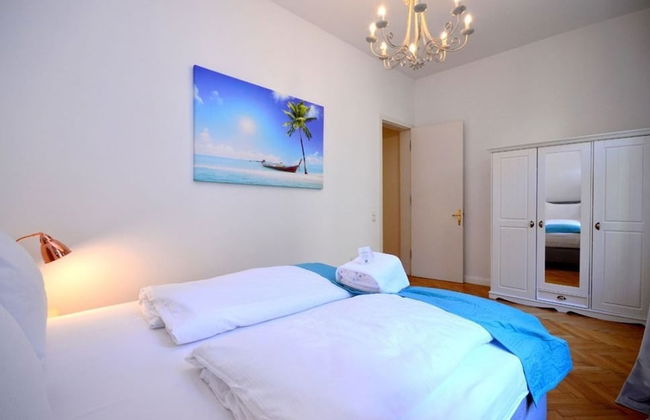 Vienna Residence Colossal Apartment With Balcony and Space for 8 Guests - Foto 5