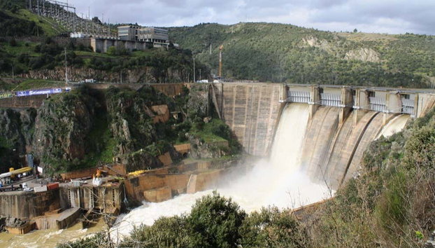Paseo en barco por el Parque Natural del Duero Internacional - Foto 5, Presa de Bemposta