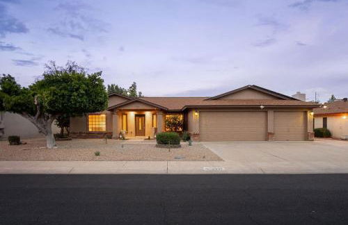 Champions Oasis Home - Near the Stadui2007m withPool & Grill - Photo 34