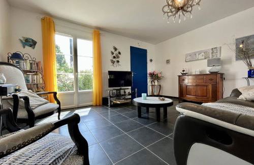 Maison 4 couchages à Saint-Georges-d'Oléron avec jardin et terrasse - FR-1-246A-267 - Foto 5