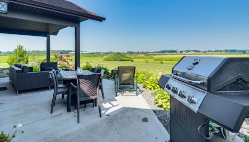 Grill Out, Play Pool Huge Home on Lake Champlain! - Foto 2
