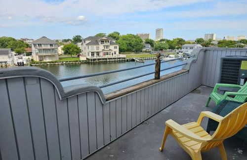 DO with AC Awesome Waterfront Marina Home - Foto 38