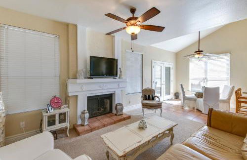 Pool and Spa! Goodyear Home, 1 Mi to Golfing - Foto 3