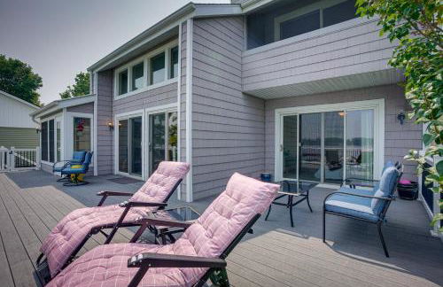 Lakefront Syracuse Home with Deck and Private Dock! - Foto 15