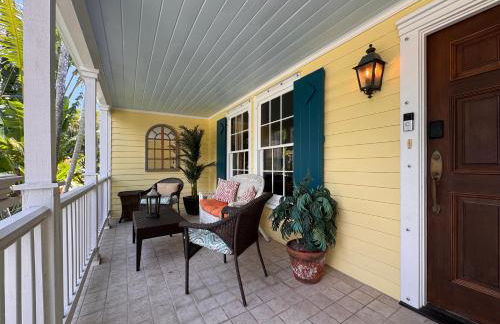 Palm Ridge House with Heated Pool and Cabana Near Beach - Foto 28