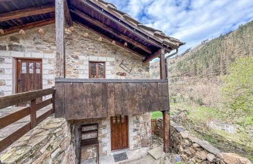 Cabaña La Gurueba, frente rio y cascada - Foto 63