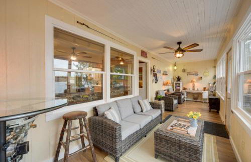 Winter Lake Escape with Access to Ice Fishing! - Foto 13