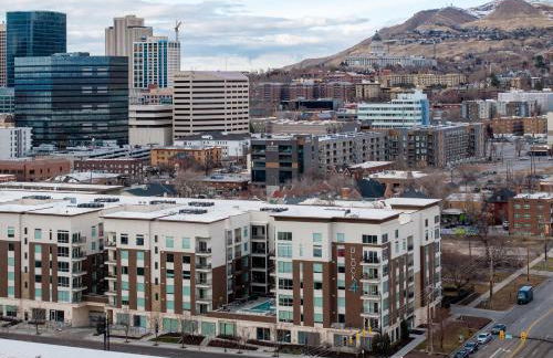 Deluxe Central 1BR 1BA Pool,Hot Tub,Gym,Parking - Foto 41