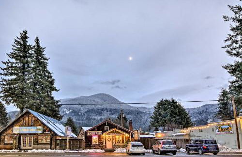 Family-Friendly Packwood Retreat with Deck! - Foto 39