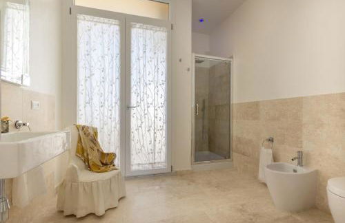 Elafi Penthouse - Foto 27