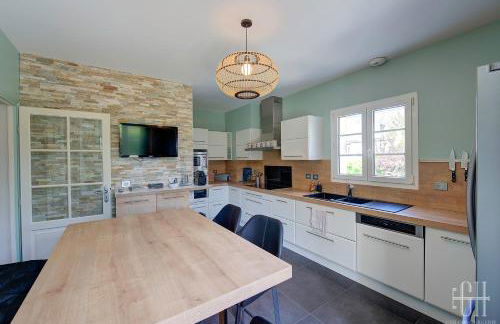 Maison familiale - Spacieuse - Jardin - Parking - Foto 7