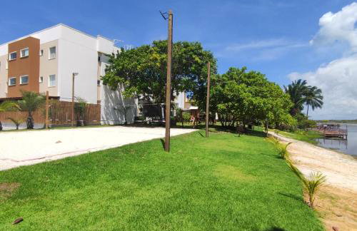 Guarajuba Porto Smeralda Village C02, térreo - GUARAJUBA TEMPORADA, viva mais de uma experiência de hospedagem conosco! 130m da praia - Foto 16