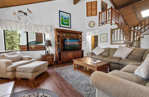 Fawnskin Lake Chalet - Close to Lake - Foto 3