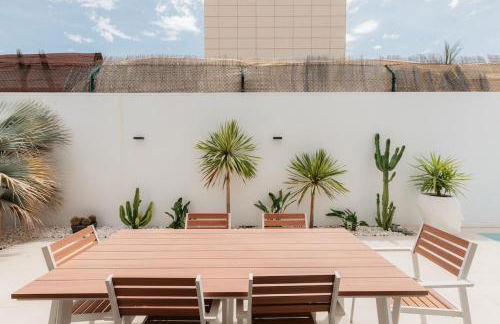 Grand Villa with Pool - Foto 44