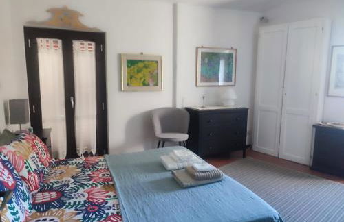 House in Central Todi with Sensational Views of Surrounding Countryside - Photo 25