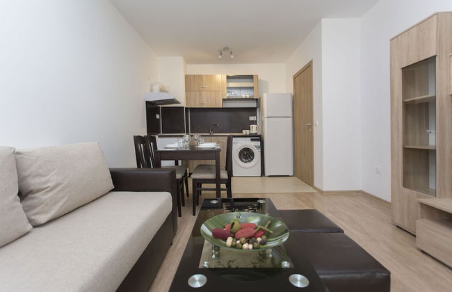 Bright 1bdr Apartment Near Center - Free Parking - Foto 2