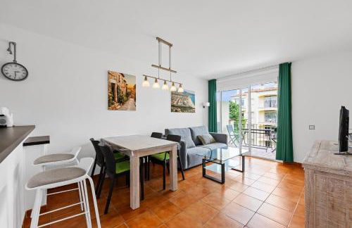 Apartamento con Piscina y Terraza cerca del Mar - Foto 2