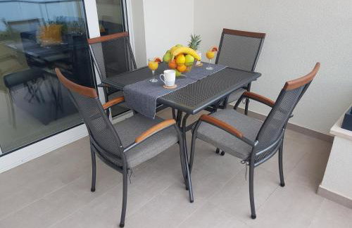 La Vista apartments - Photo 2