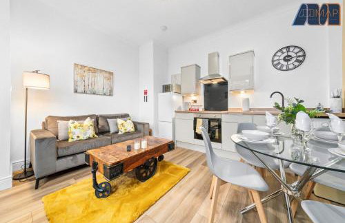 2 Bed Home with Parking Sleeps 4 - Foto 27