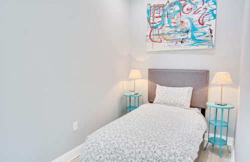 Spacious Oasis - Parking, Private Patio & Roofdeck - Foto 20