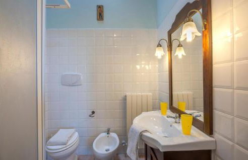 Lovely Home In Tolentino With Kitchen - Foto 34