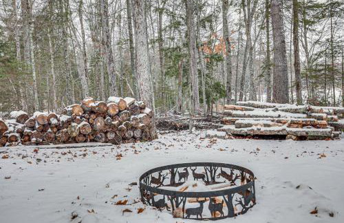 Rhinelander Waterfront Cabin with Deck and Fire Pit! - Foto 29