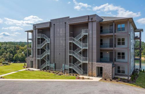 Mallard Pointe Unit 200- Luxury Condo- Conveniently Located! - Foto 35