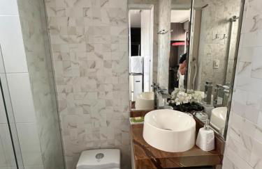 Ap 3 Q executivo e funcional wi-fi e estacionamento lazer e trabalho - Foto 12