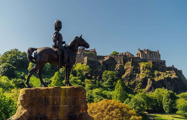 Bus touristique d'Édimbourg - Photo 2