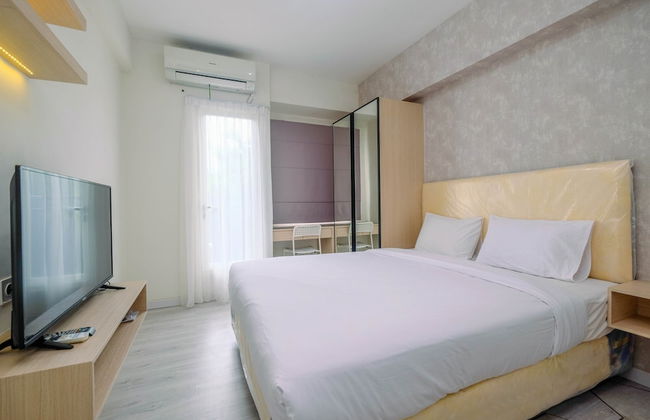 Graceful Studio Room At Podomoro Golf View Apartment By Travelio - Foto 4