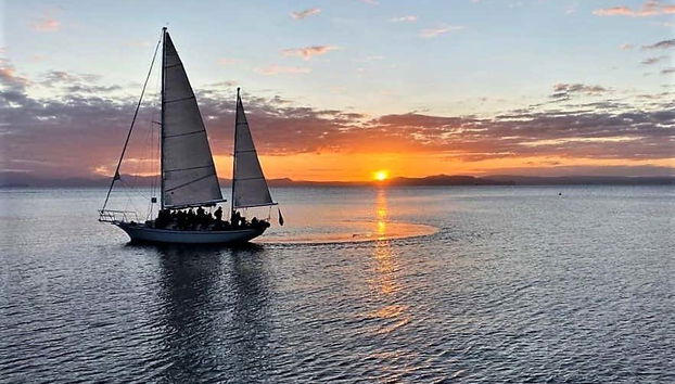 Sunset sailing trip on Lake Taupo