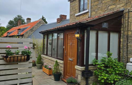Gorgeous Two Bedroom Cottage, Pet Friendly! - Foto 19