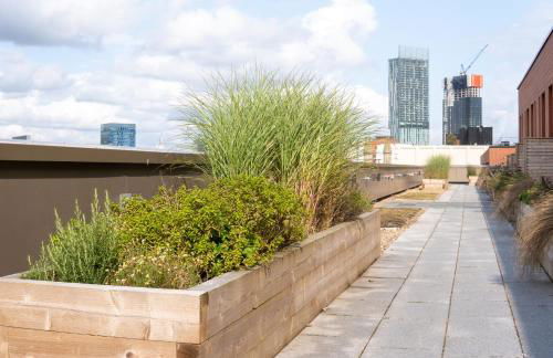 3BDR Penthouse By Torr Property Group Short Lets & Serviced Accommodation With Private Rooftop Garden Manchester - Foto 22