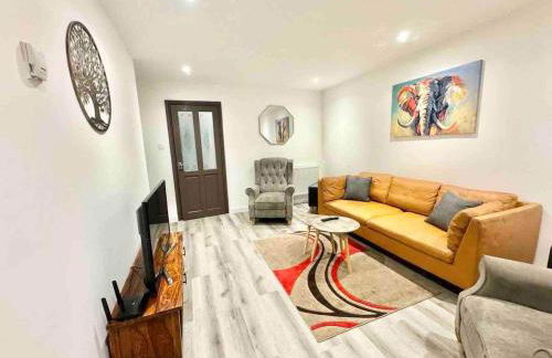 Cosy Home in Swindon 3 with parking centrally located-Business or Leisure - Foto 3