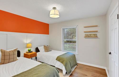 3 Bedrooms 8 Guests Modern Ranch Retreat on Half Acre - Foto 11