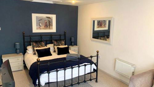 Yew Tree View - Photo 2