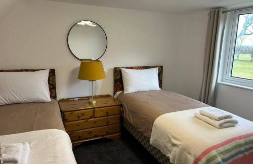 Hot tub - Garden - Bbq - Parking - Pets - Sleeps 6 - Foto 4