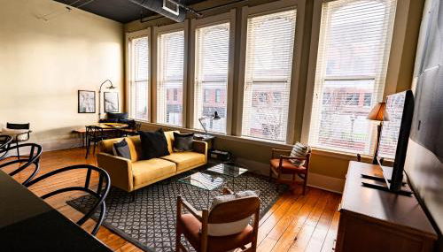 The C-Street Archive - Foto 1