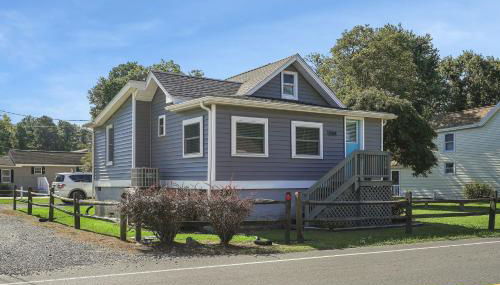 Bue Crab Bungalow - Charming in-town cottage! - Foto 1