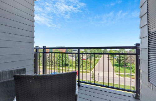 Univ Research Park - Free Underground Parking and Pool - Foto 8