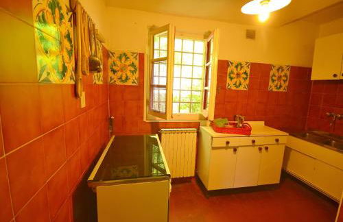 Holiday Home with Garden and shared pool - Foto 18