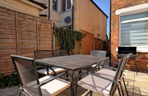 Comfy 4 Bed, Sleeps 8, fast WIFI, Contractor friendly - Foto 59