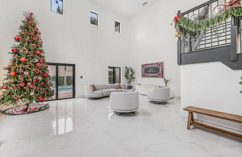 Modern Miami Home with Patio and Pool - Foto 10