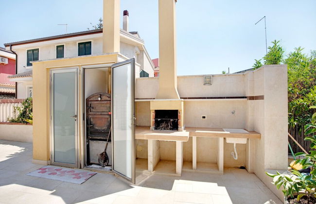 Beachside Getaway w/ Garden - Foto 31